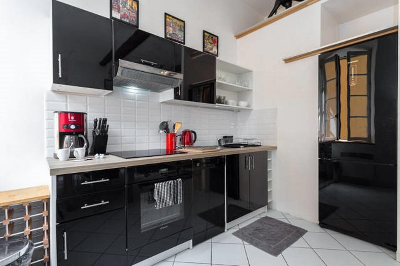 Ste Reparate F4 Moderne, Design, Place Rossetti, Heart Old Town Apartment *
