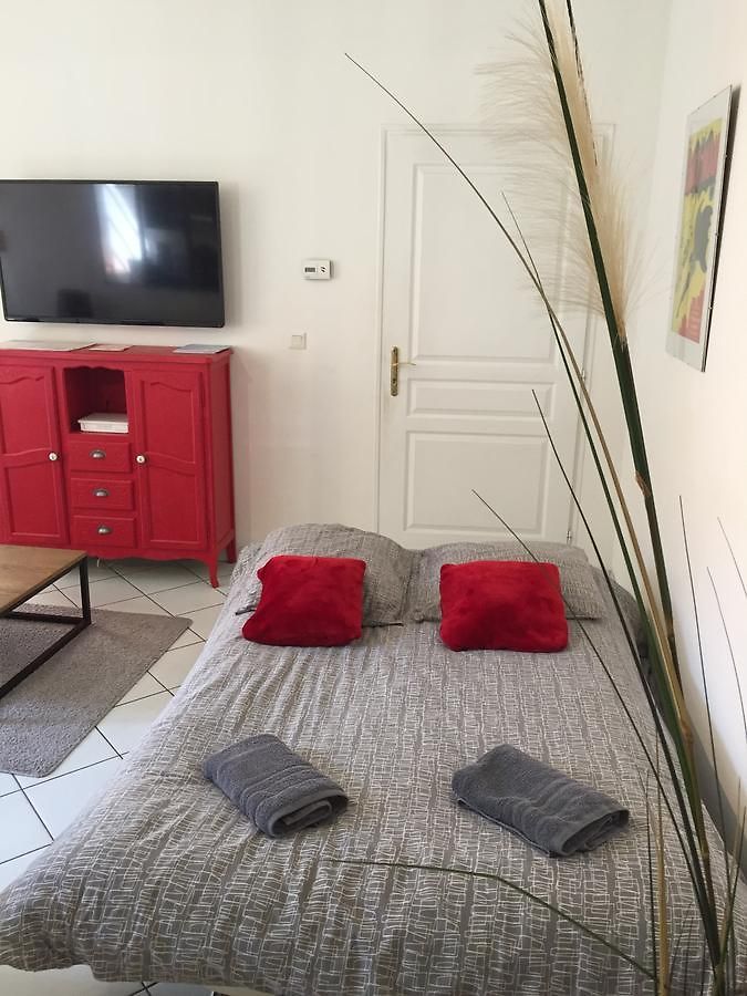 Apartment Ste Reparate F4 Moderne, Design, Place Rossetti, Heart Old Town Nice