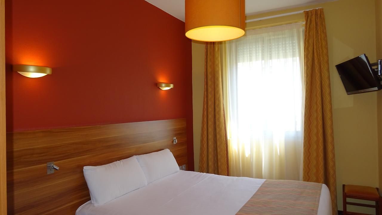 Share Mini-hôtel 3*
