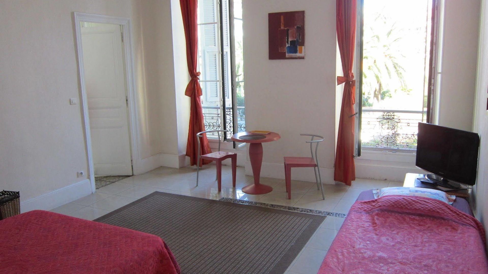 Couette-café Riviera Sweet D'hotes 3*