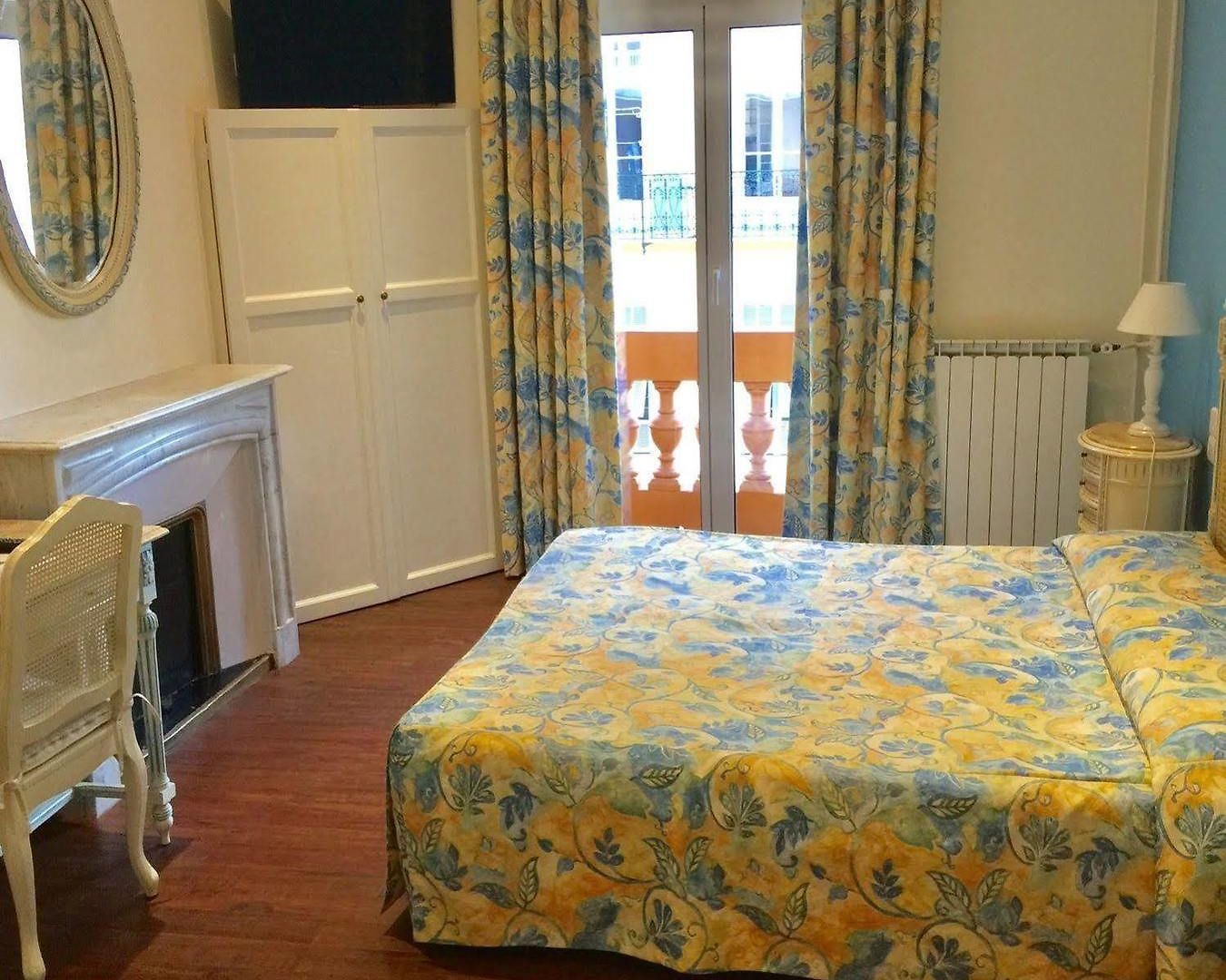 Hotel Lepante 2*