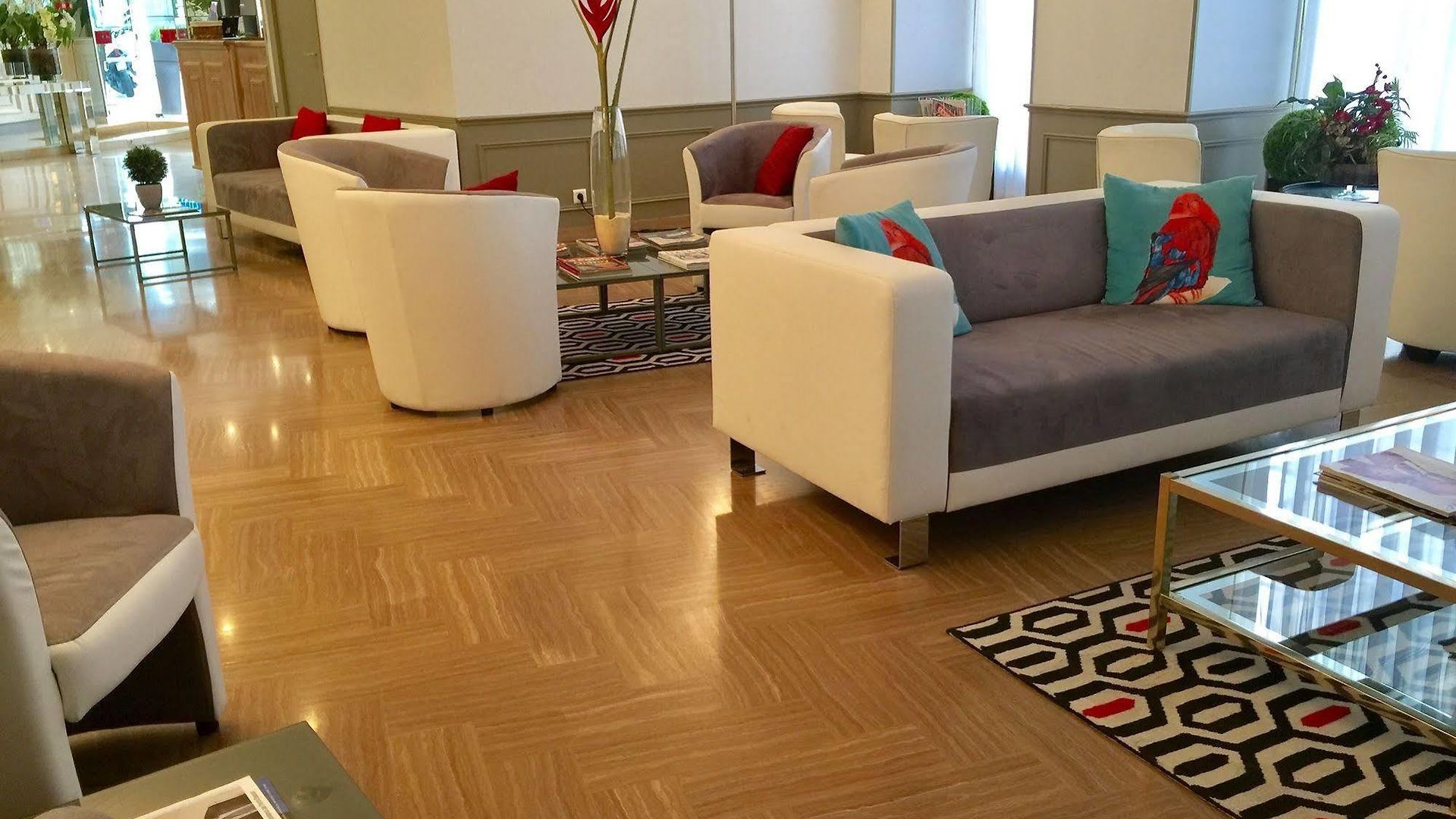 Hotel Ambassador, Completely Renovated Nice