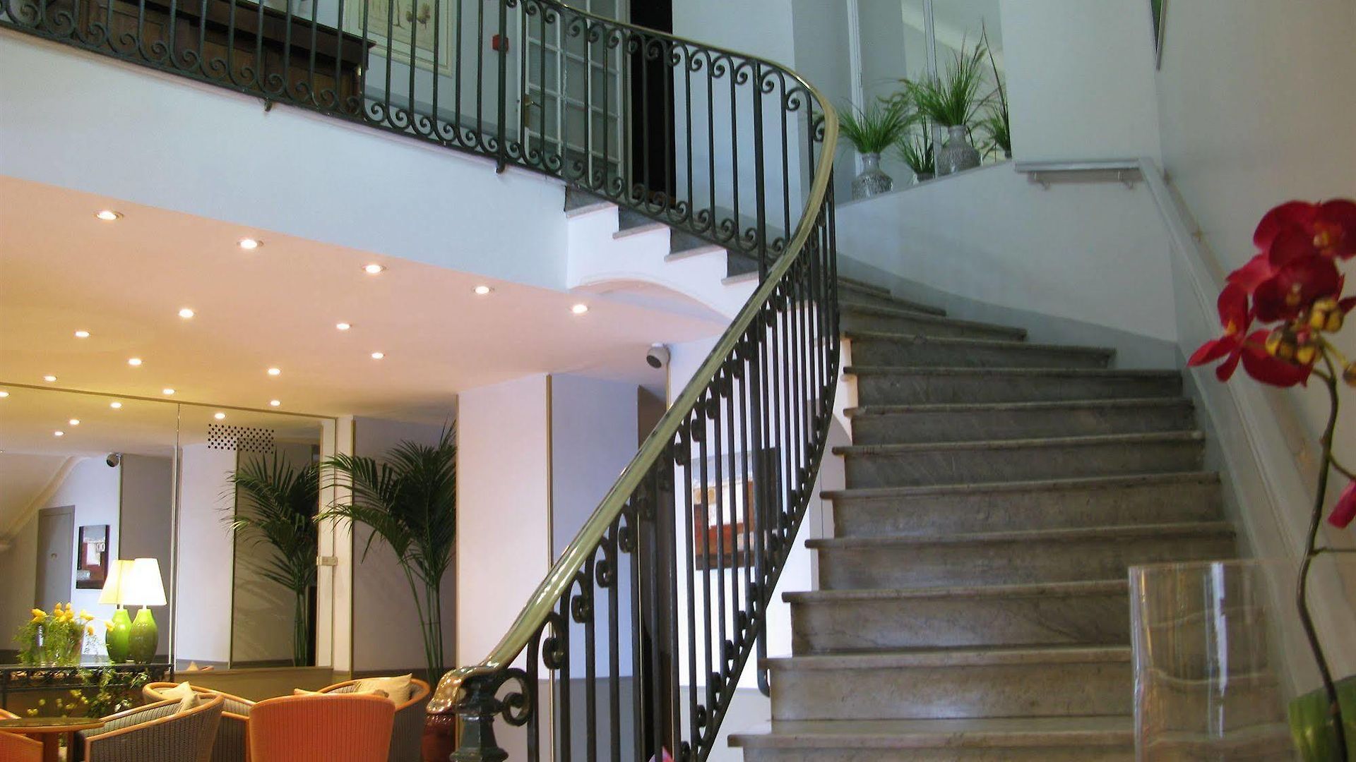 Ambassador, Completely Renovated 4* Nice