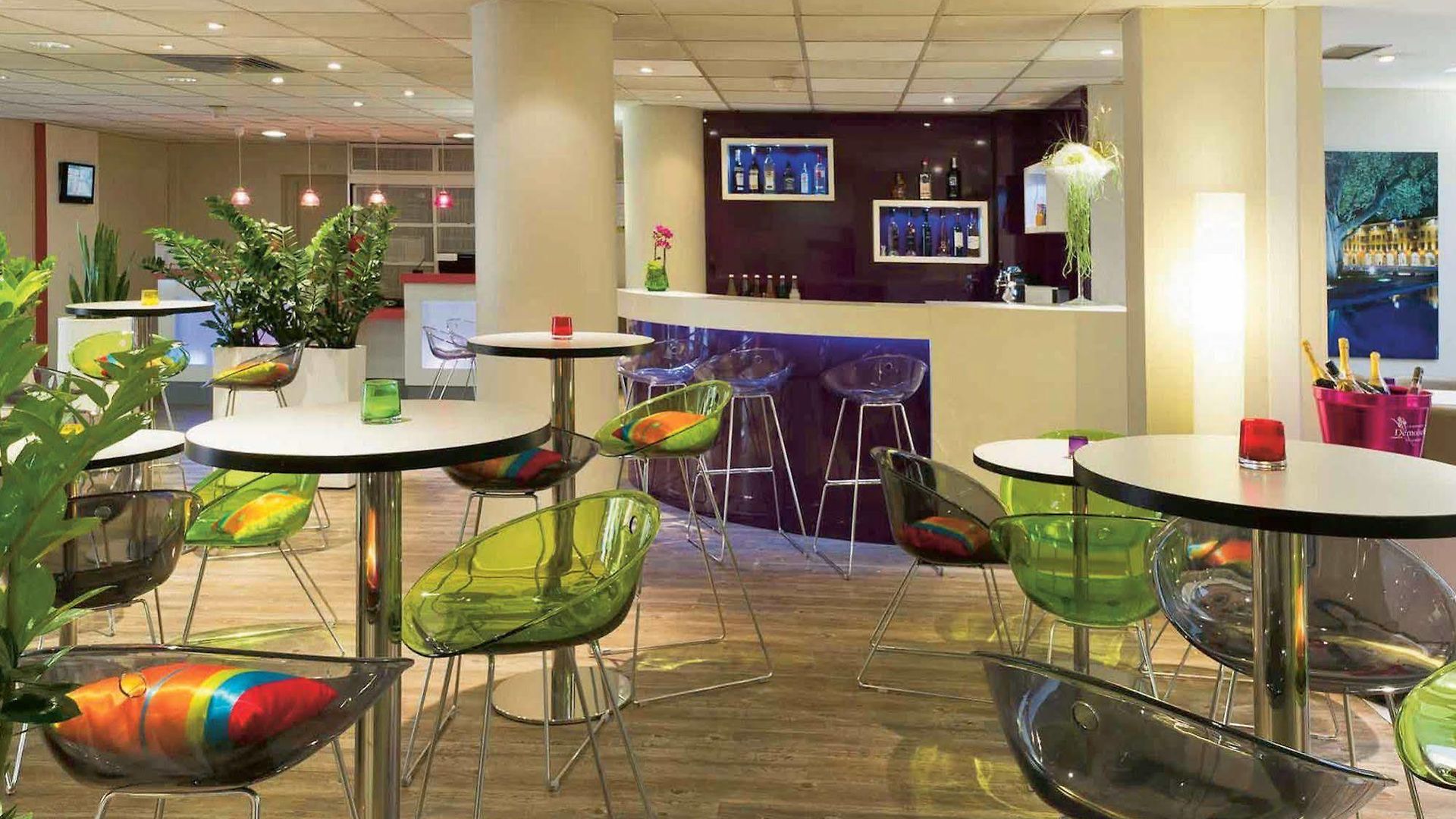 Hotel Ibis Styles Centre Port