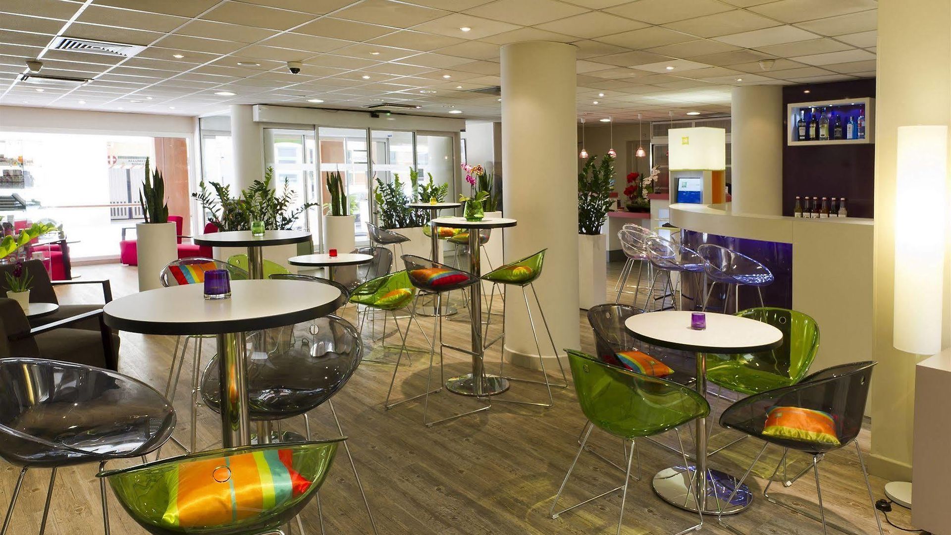 Ibis Styles Centre Port Hotel