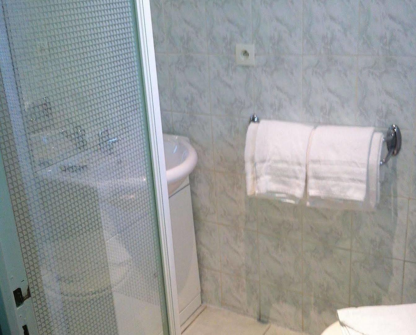 Carlone 2* Nice