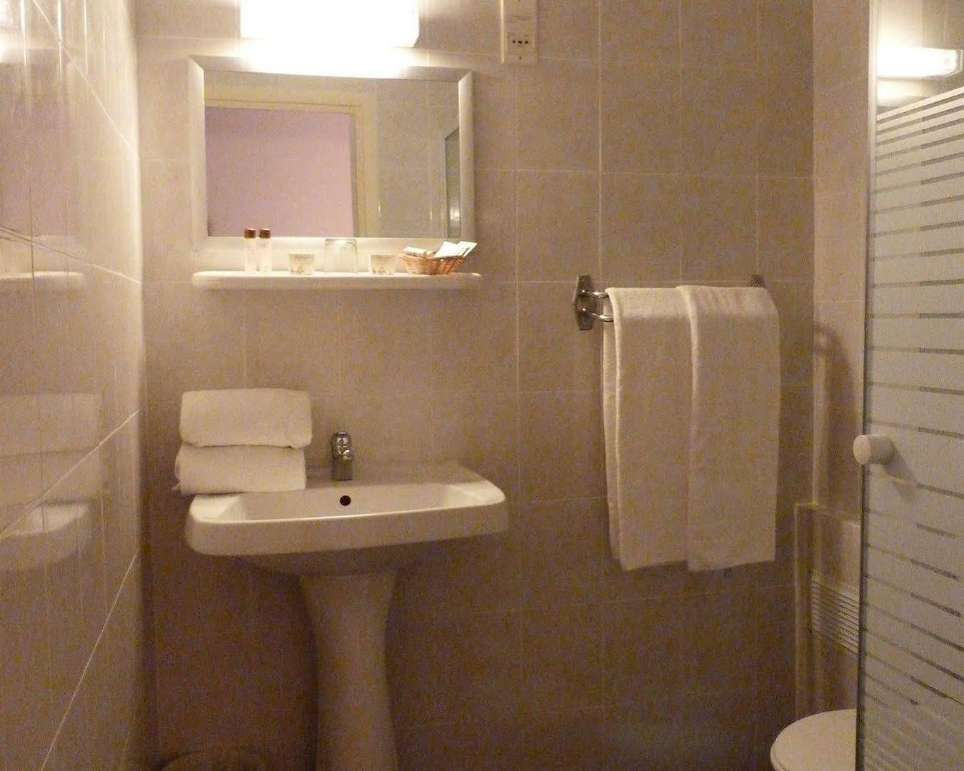 Annexe Hotel
