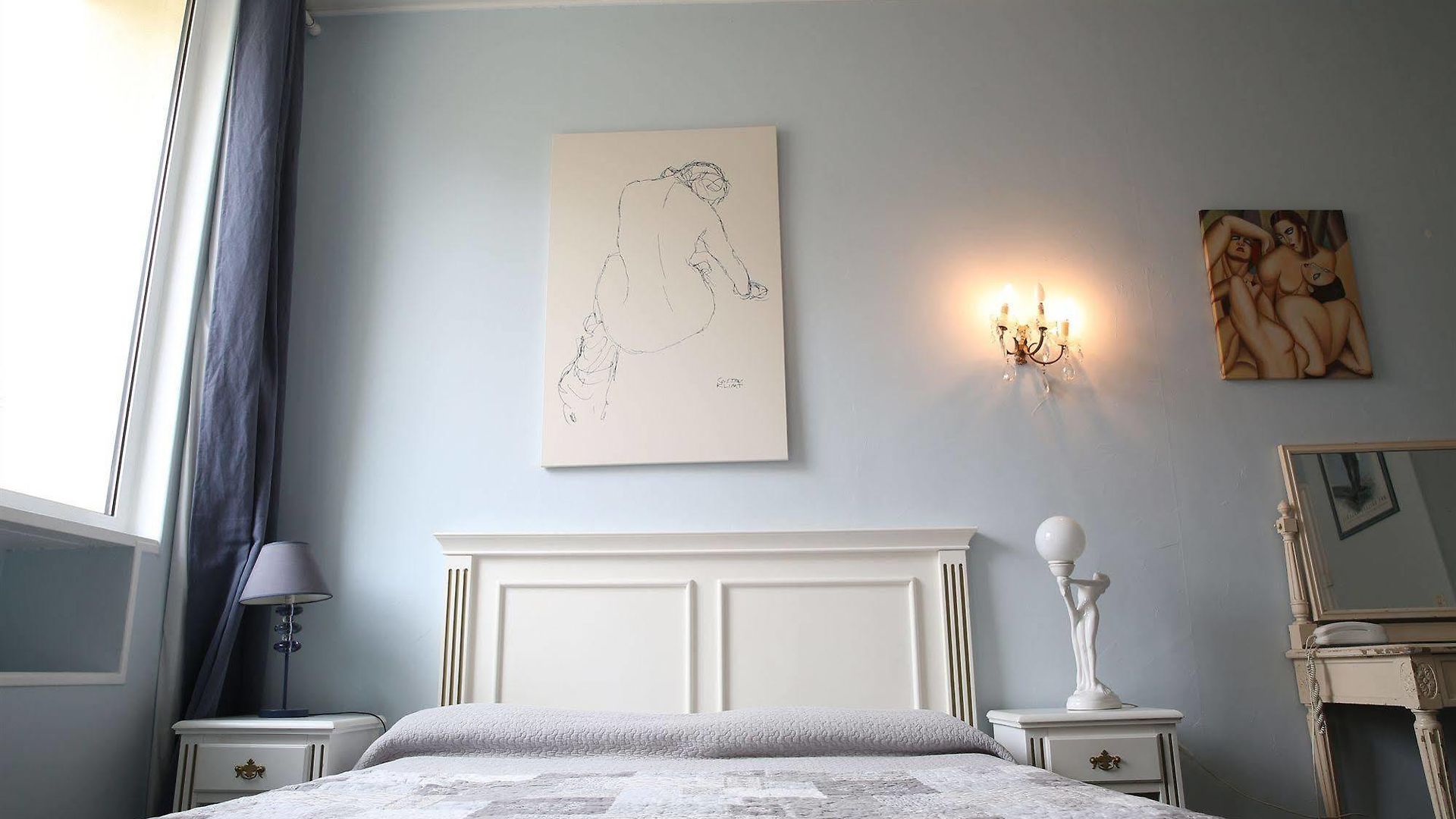 Armenonville Hotel 3*