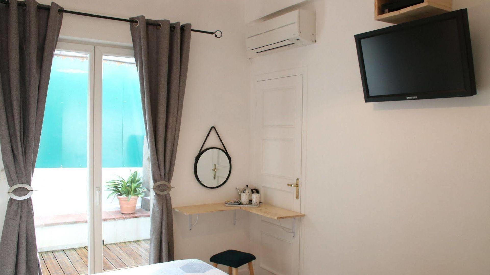 6 Bedrooms Seaview House, Old Town Apartment Nice