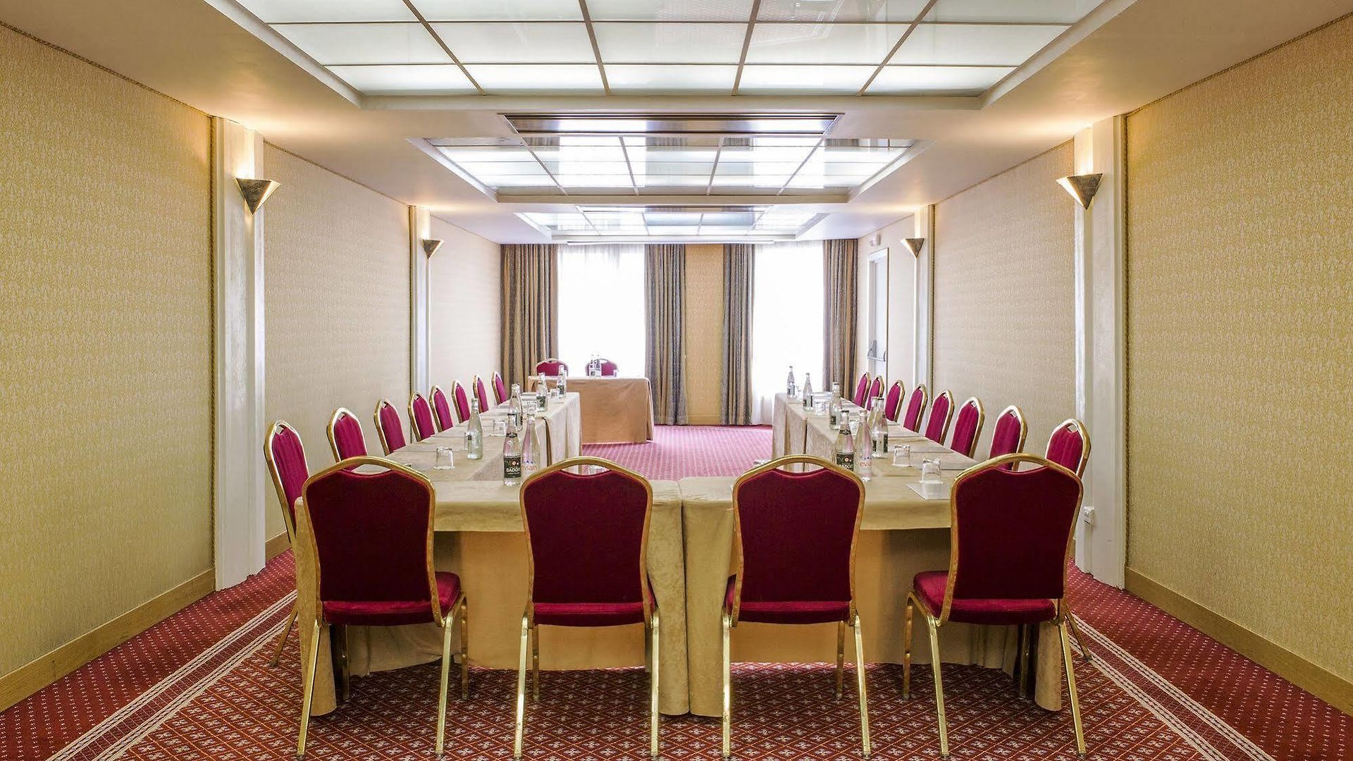 Hotel Anantara Plaza - A Leading Of The World 5*
