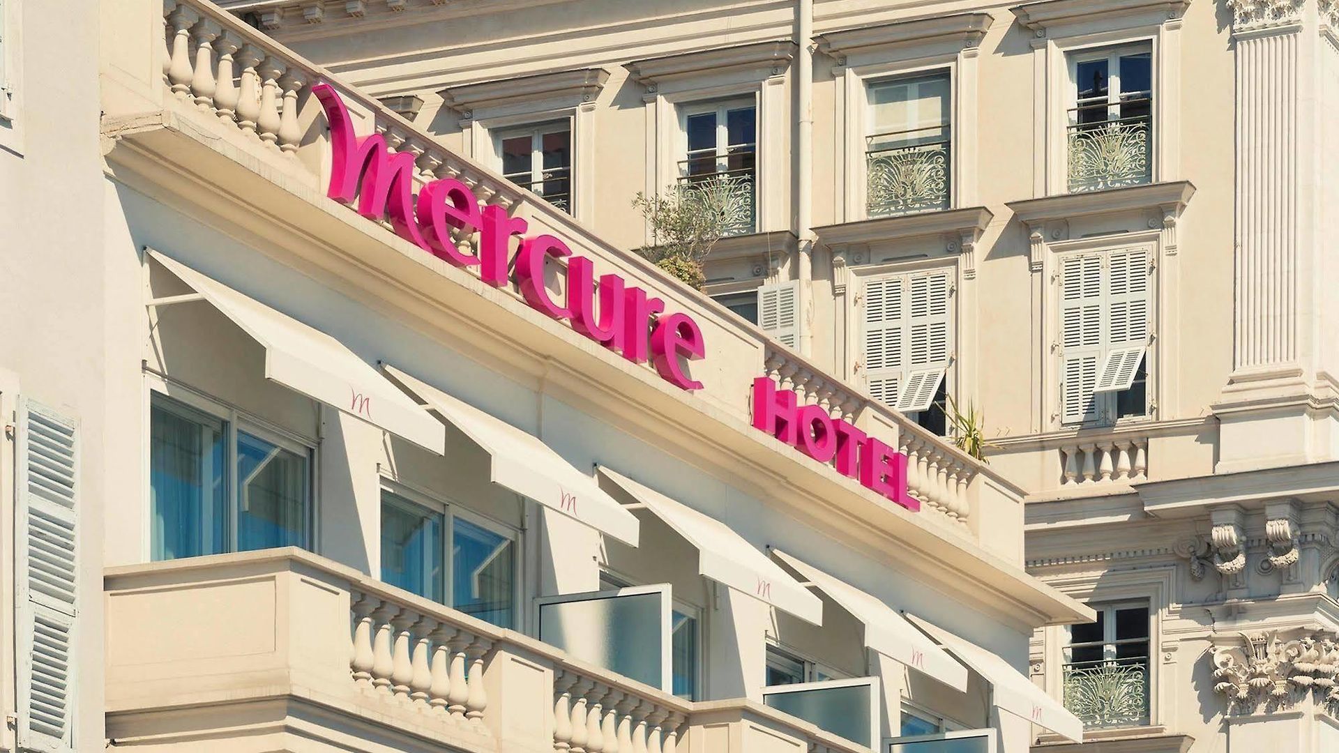 Mercure Marché Aux Fleurs Nice