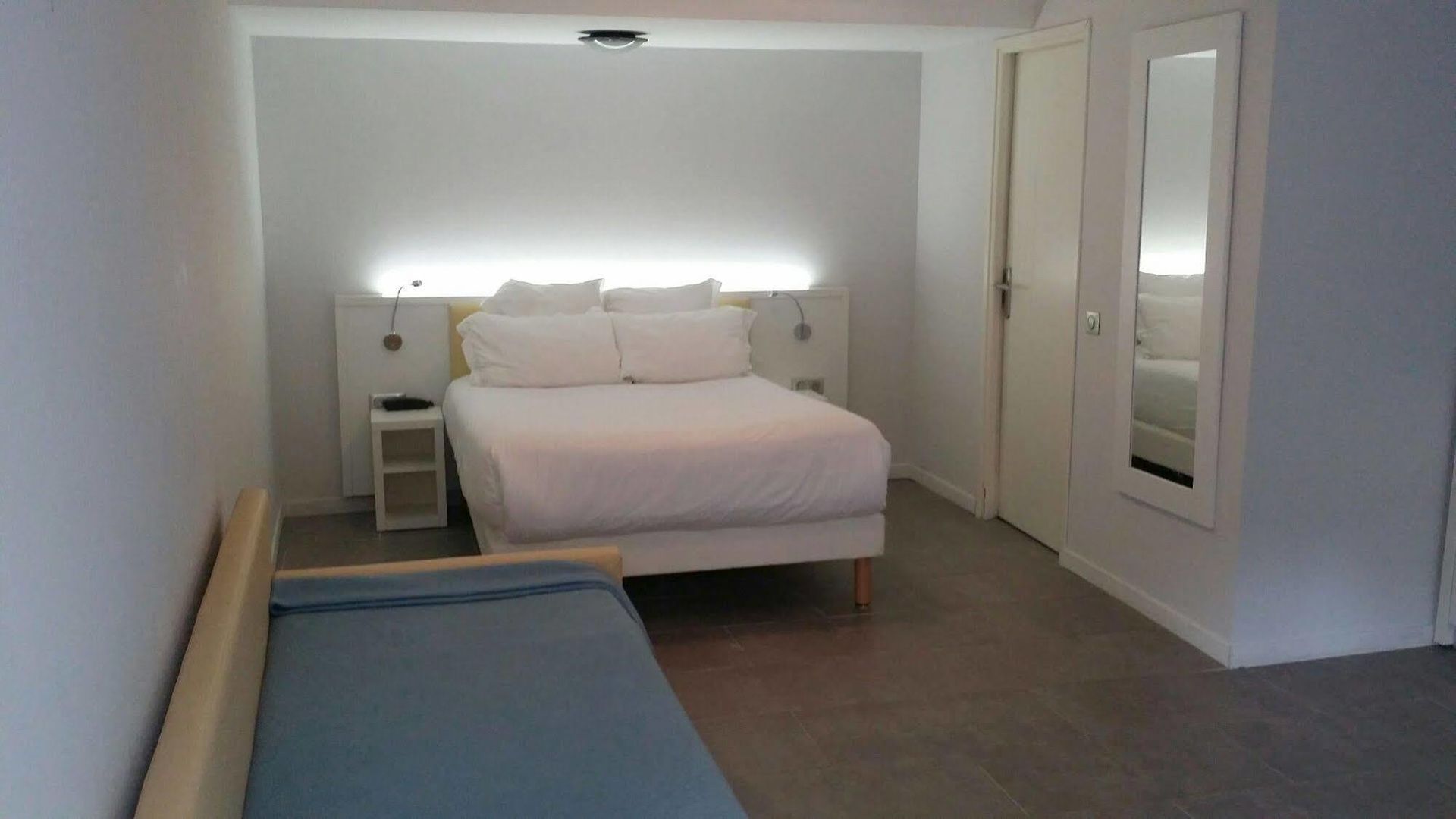 Flots D'azur Hotel