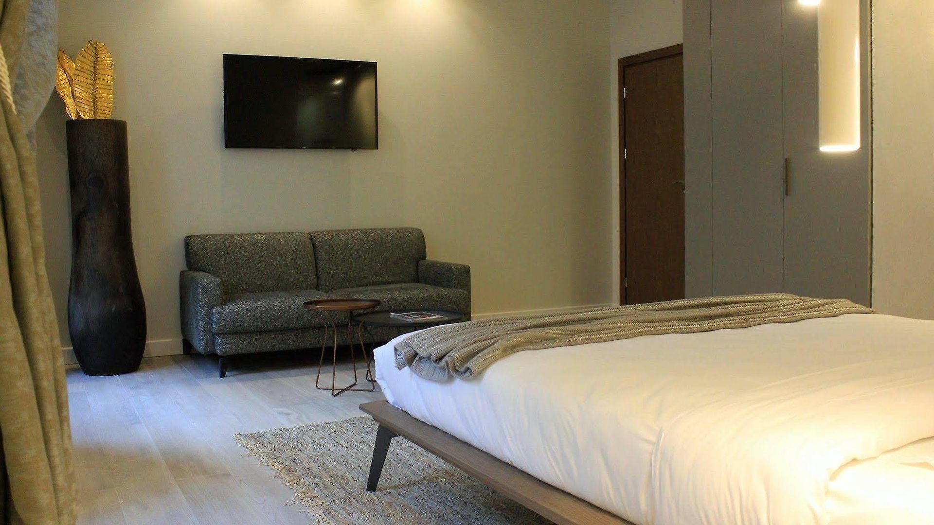 Les Massena Hotel