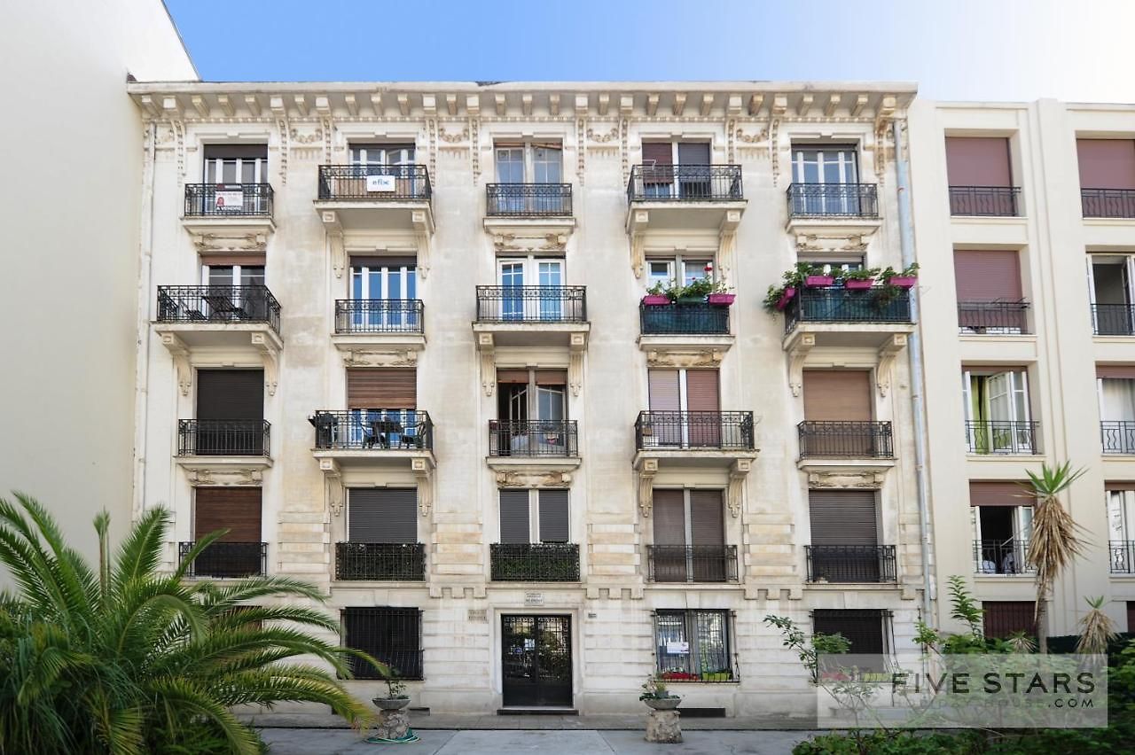 Gioia Five Stars House * Nice