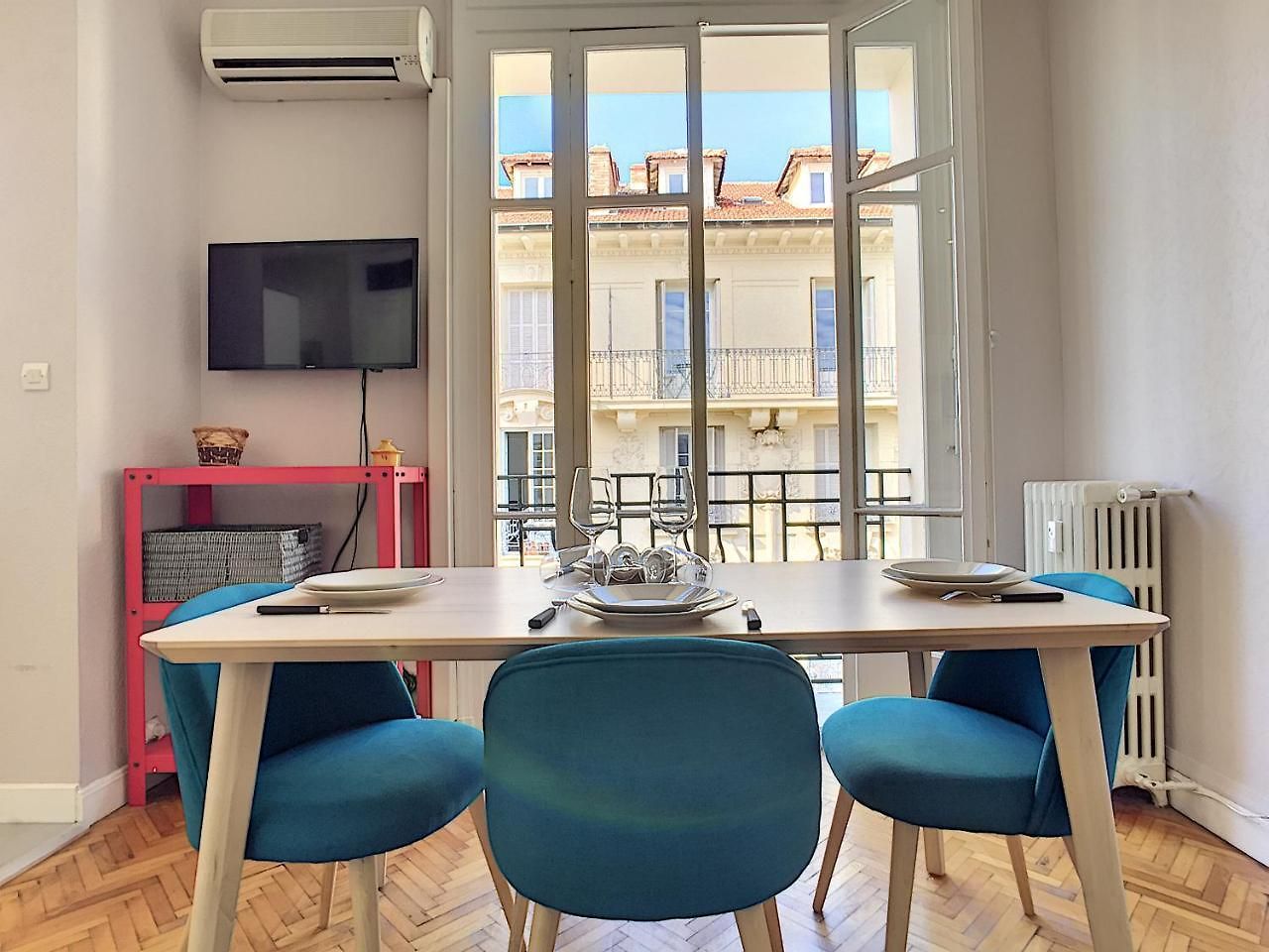 Nestor&jeeves - Lilas Buffa - - Close Sea - Floor Apartment