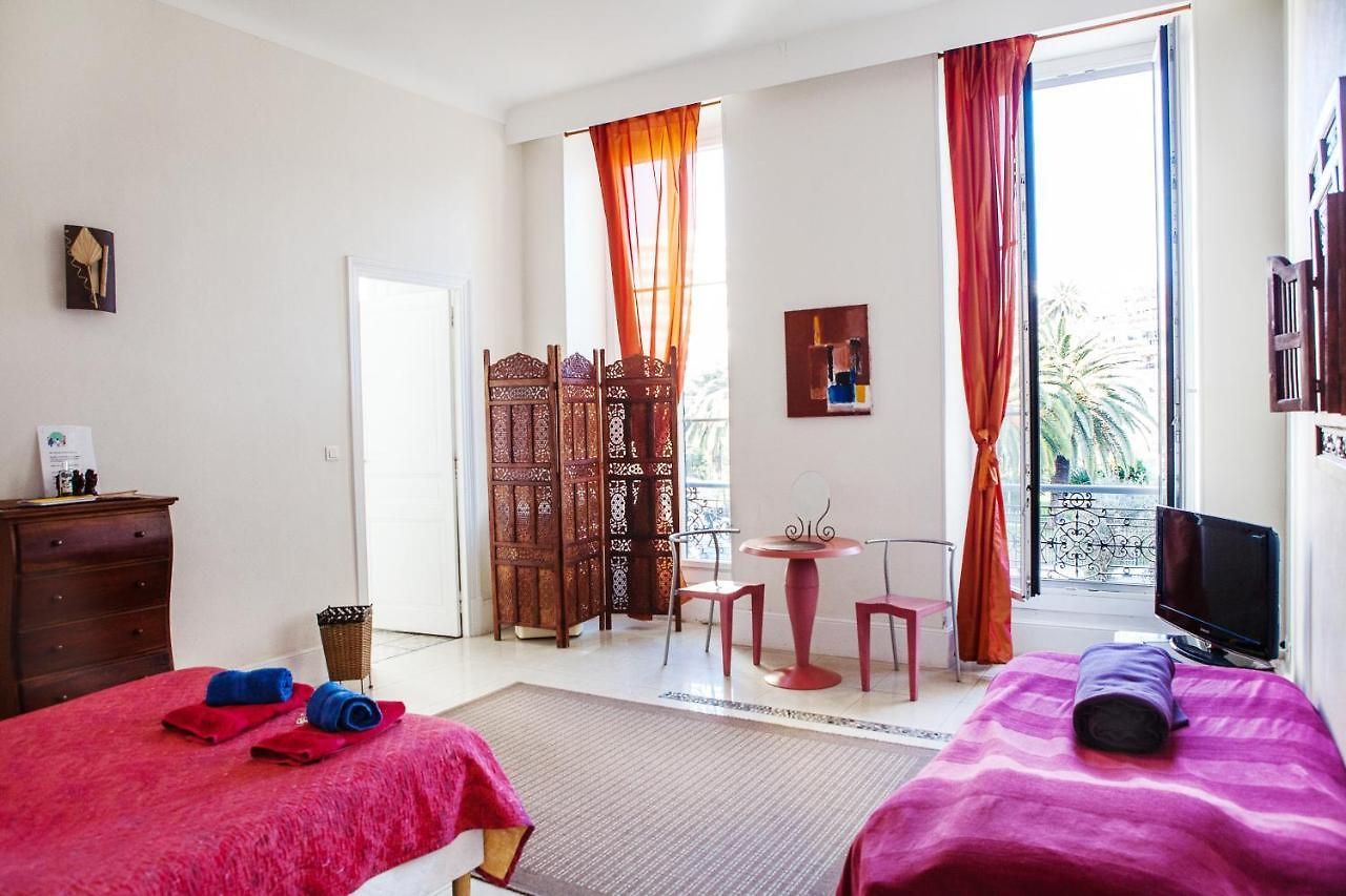 Couette-café Riviera Sweet D'hotes 3*