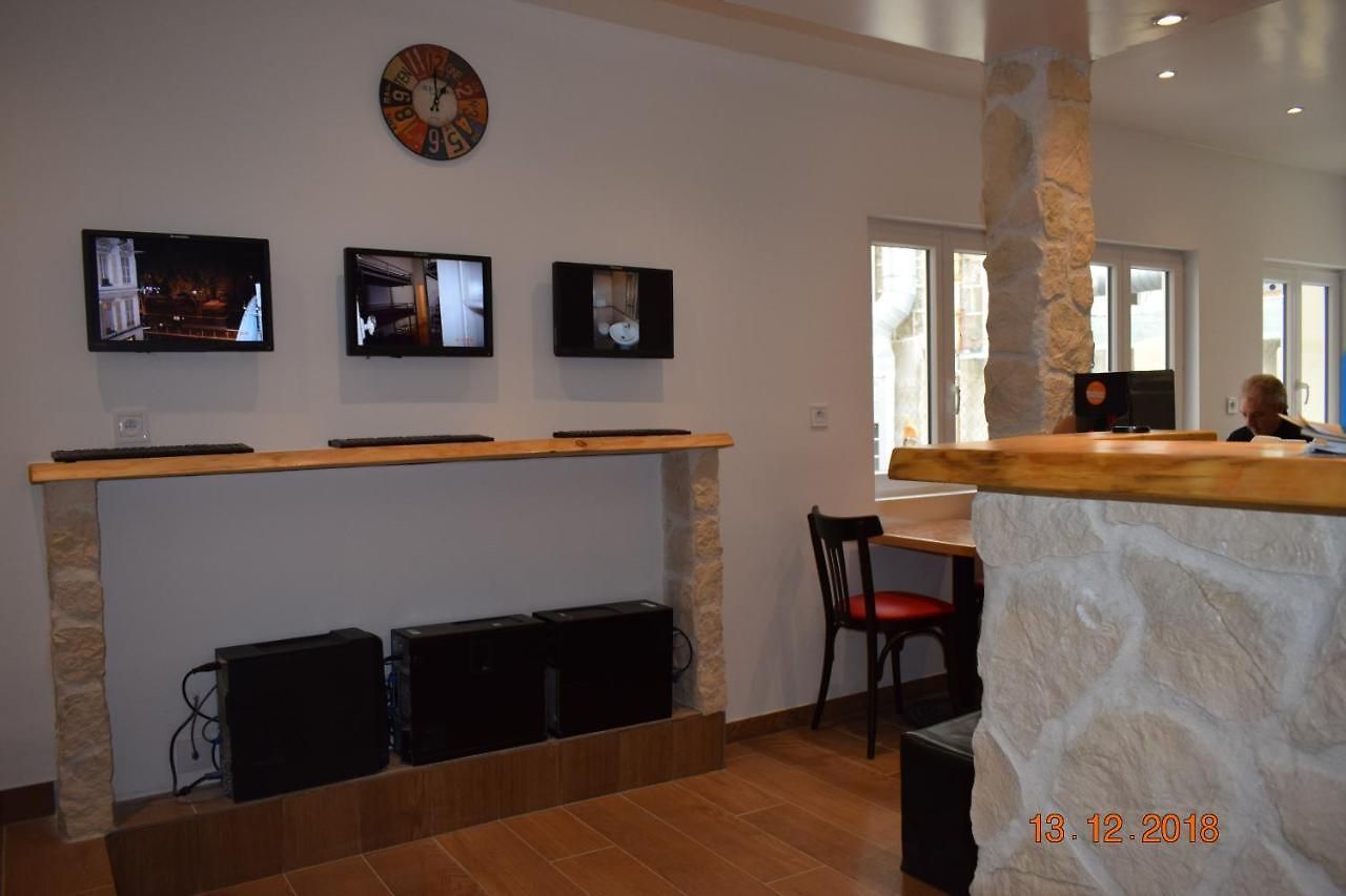 Hotel Lyonnais 3*