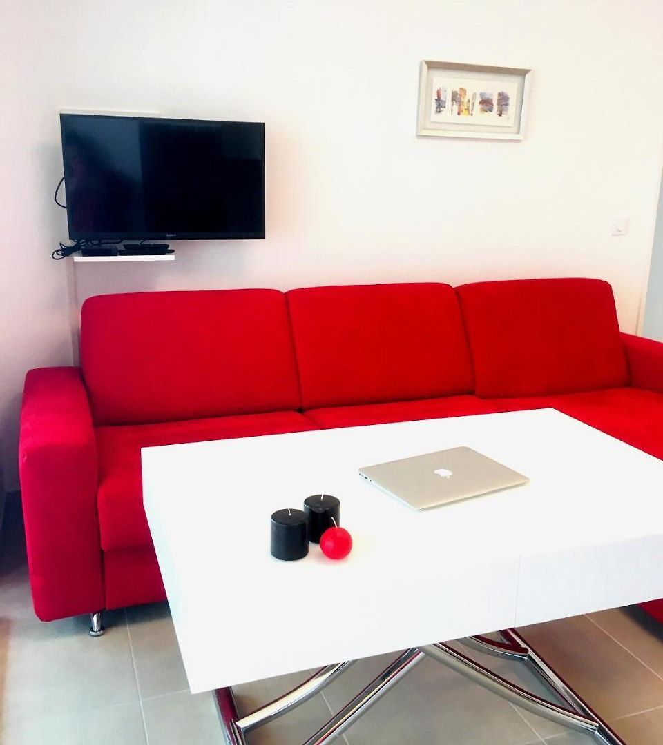 Appartement A Terrasse Ensoleillee & Parking A La Gare Du Sud *