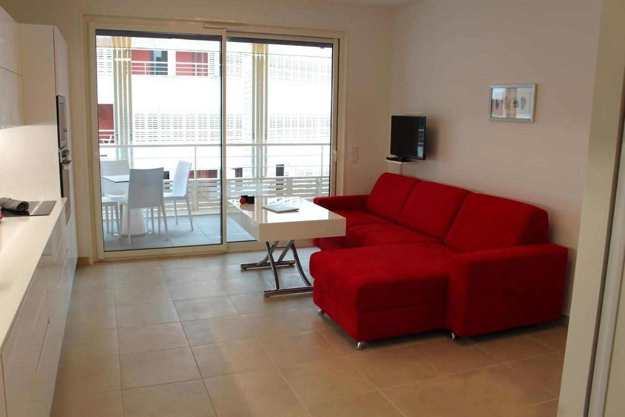 Appartement A Terrasse Ensoleillee & Parking A La Gare Du Sud *