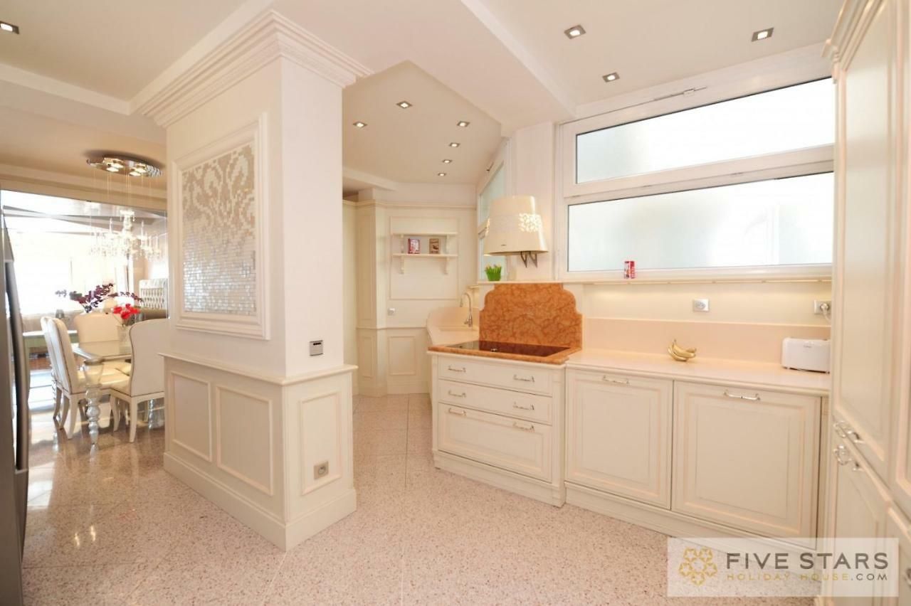 Le Majestic Promenade - Five Stars House * Nice