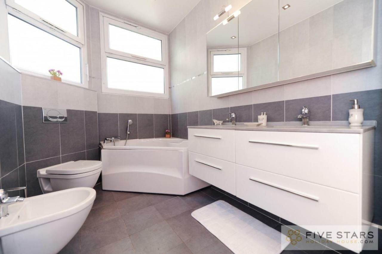 Appartement Le Majestic Promenade - Five Stars House