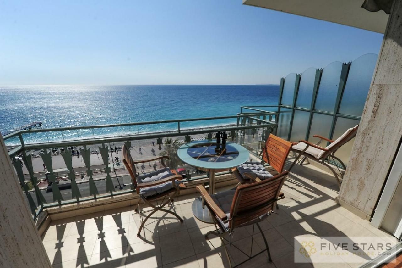 Le Majestic Promenade - Five Stars House