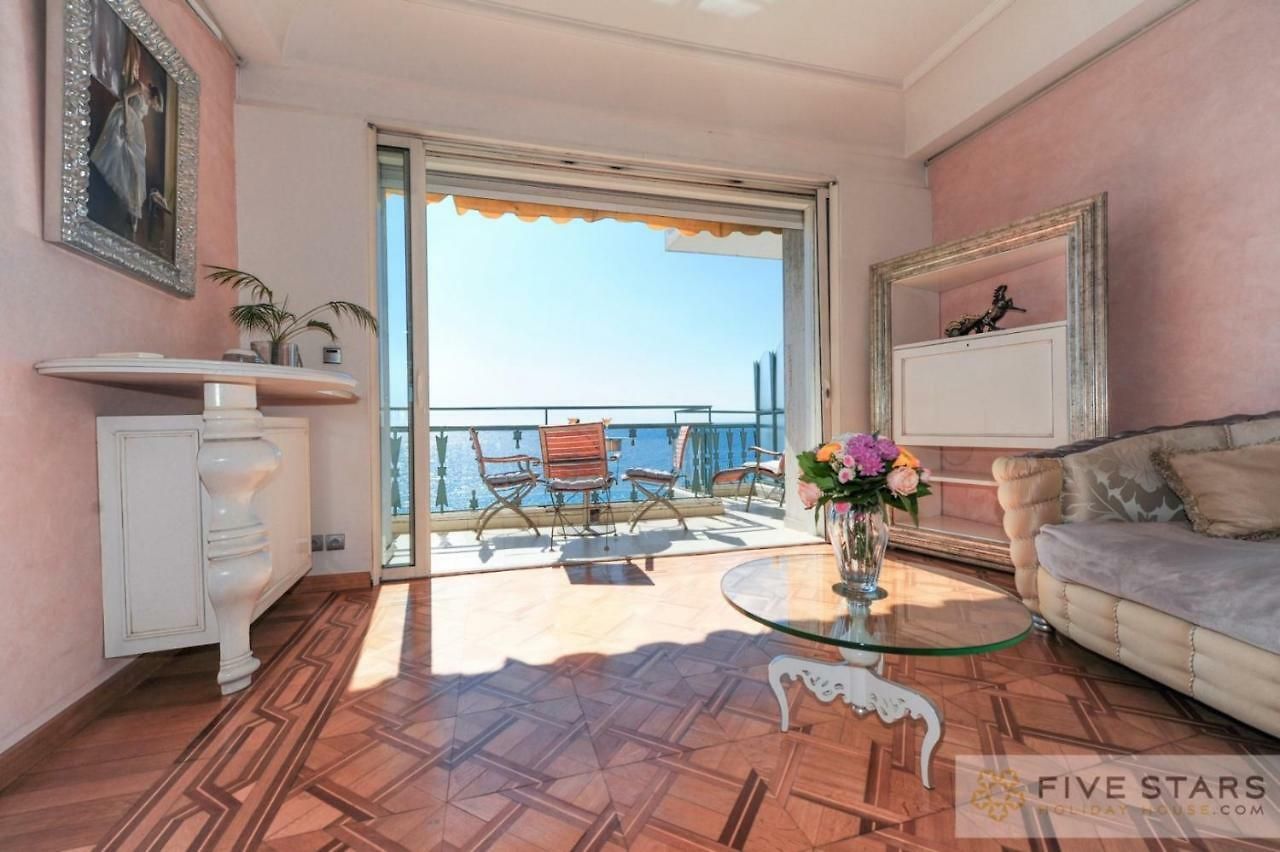 Le Majestic Promenade - Five Stars House Appartement *