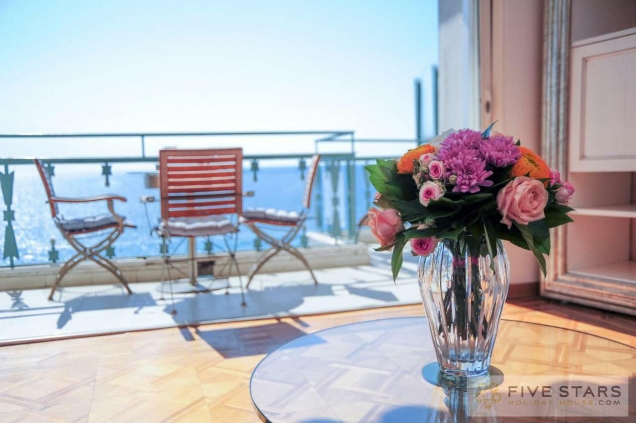 Le Majestic Promenade - Five Stars House Appartement