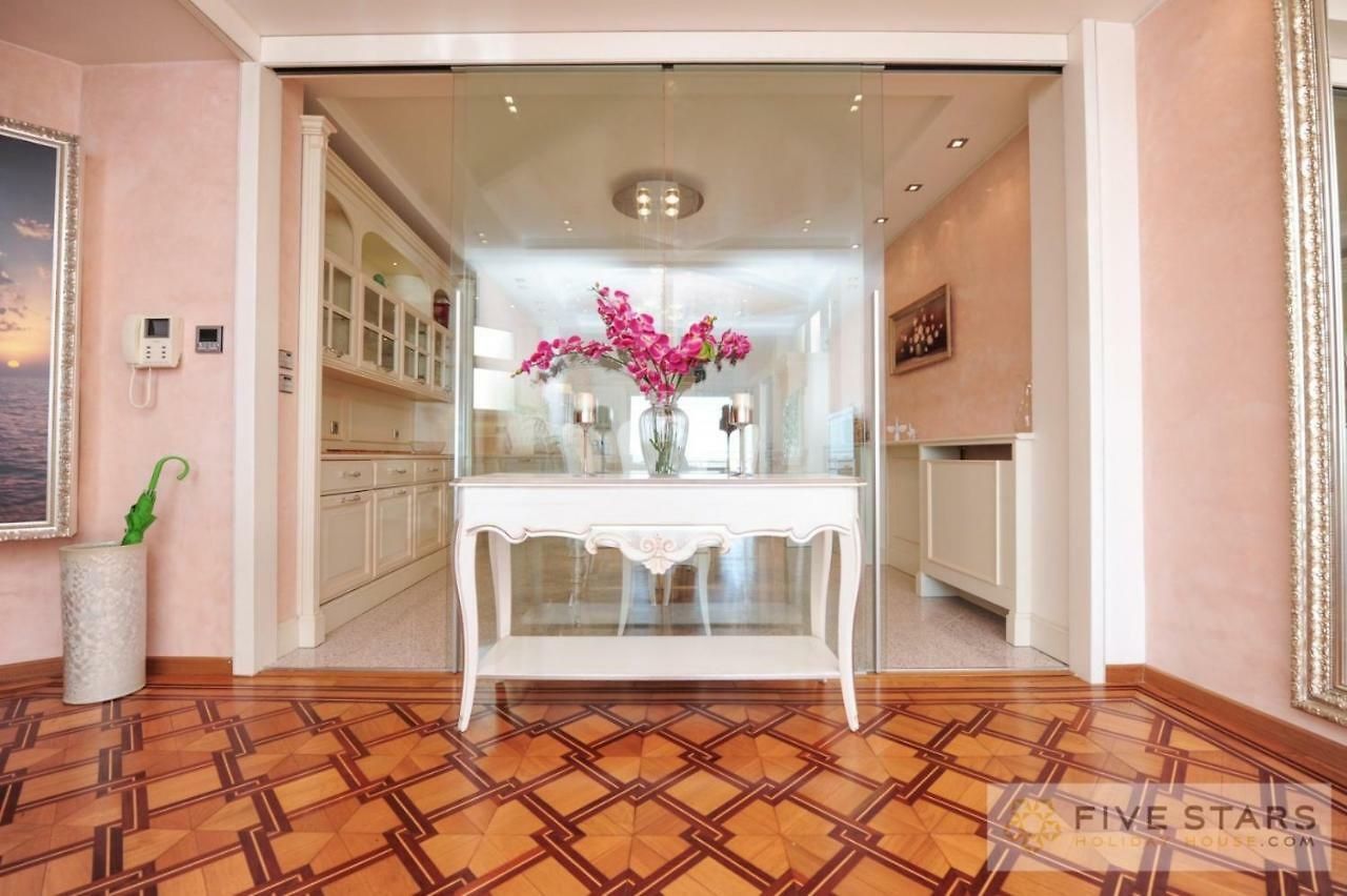 Le Majestic Promenade - Five Stars House Nice