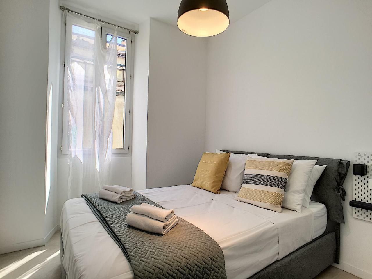 Apartment Nestor&jeeves - House Of Cards - - Very Close Sea Nice