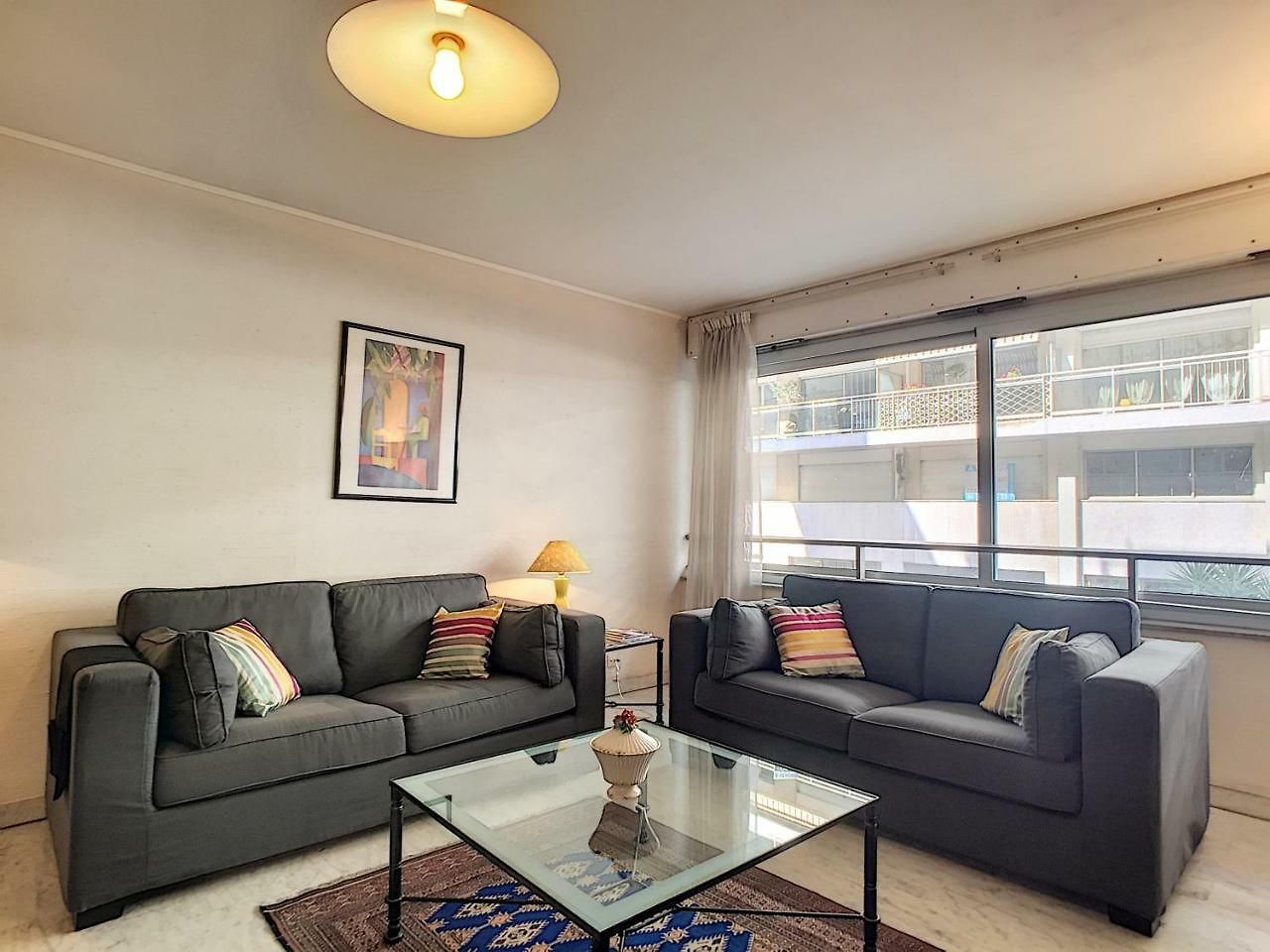 Nestor&jeeves - Marin Debussy - - By Shopping Area Appartement