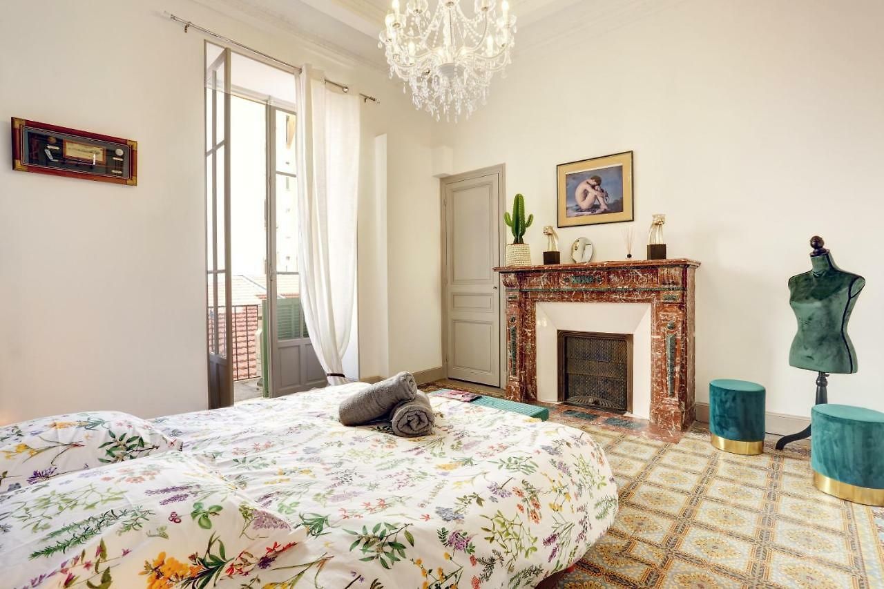 Appartement Le Philibert - Splendid, 6 Bedrooms, 12p, Renovated, Port, A/c Nice