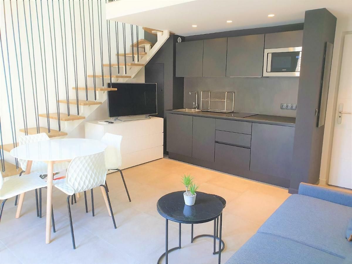 Duplex Dernier Etage Balcon 507 *