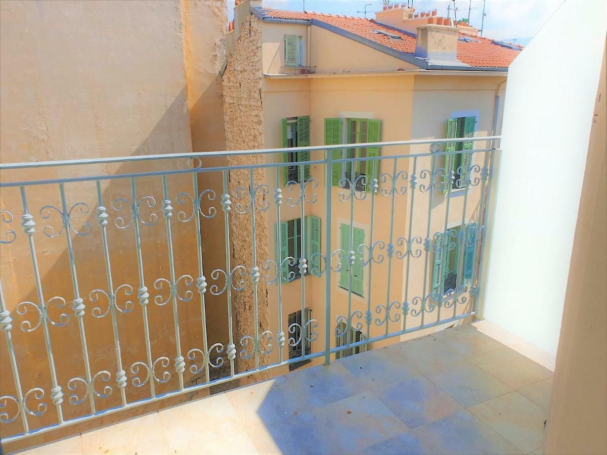 Appartement Duplex Dernier Etage Balcon 507 *