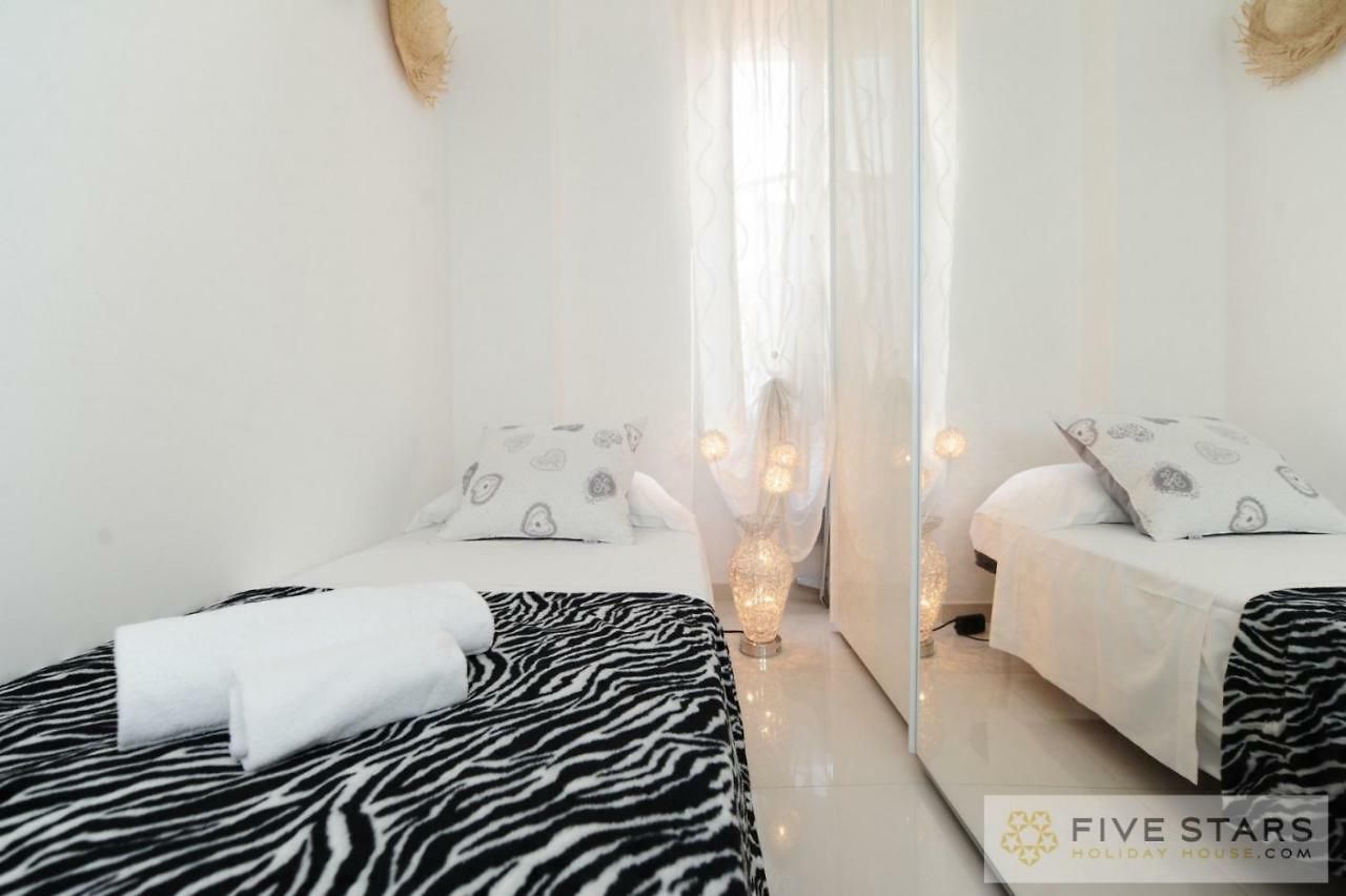 Apartment Mini Bijou - Five Stars House *