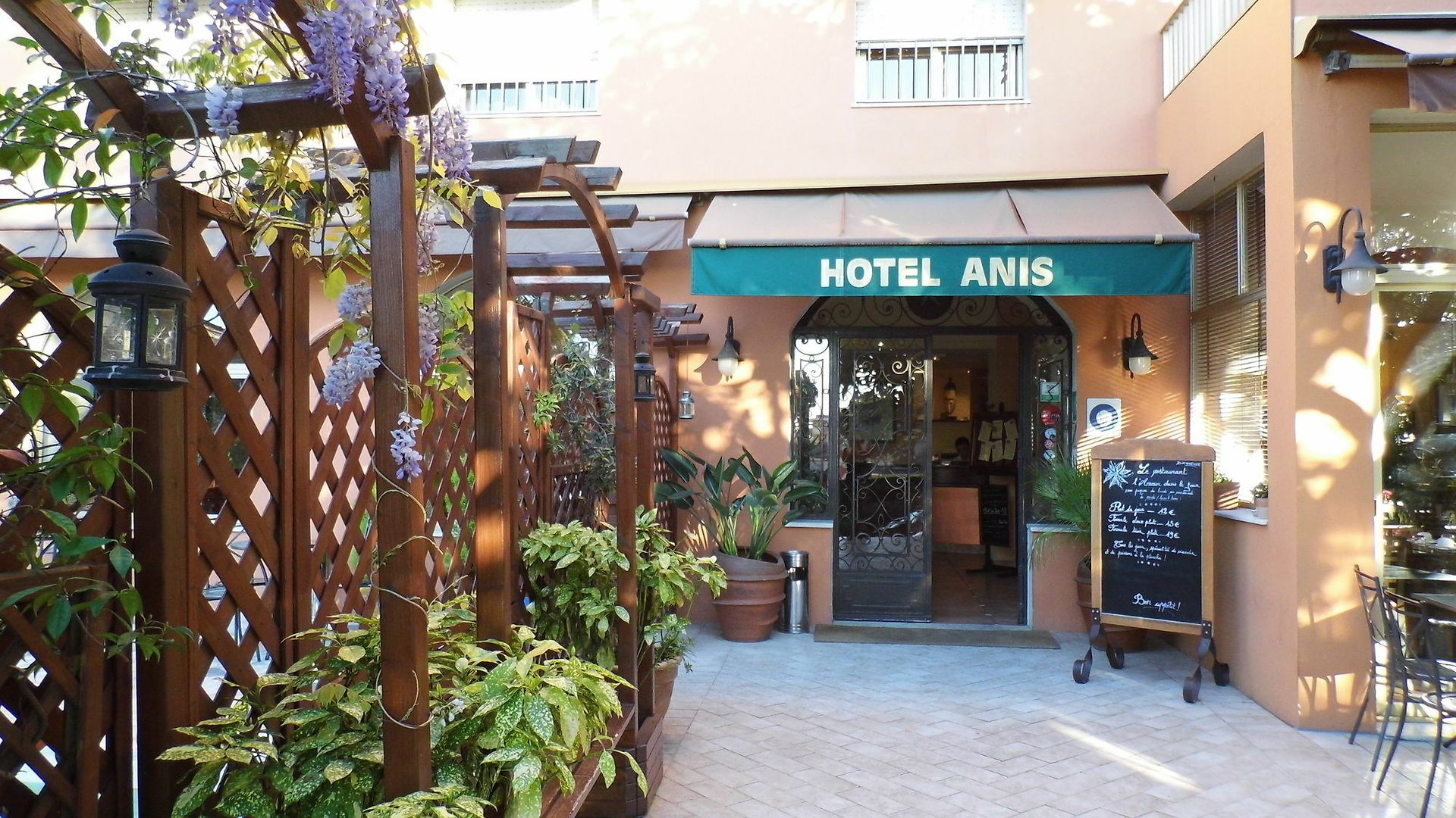 Anis Hotel Nice