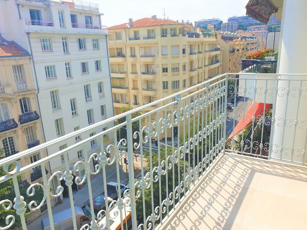 Duplex Balcon Centre 504 *