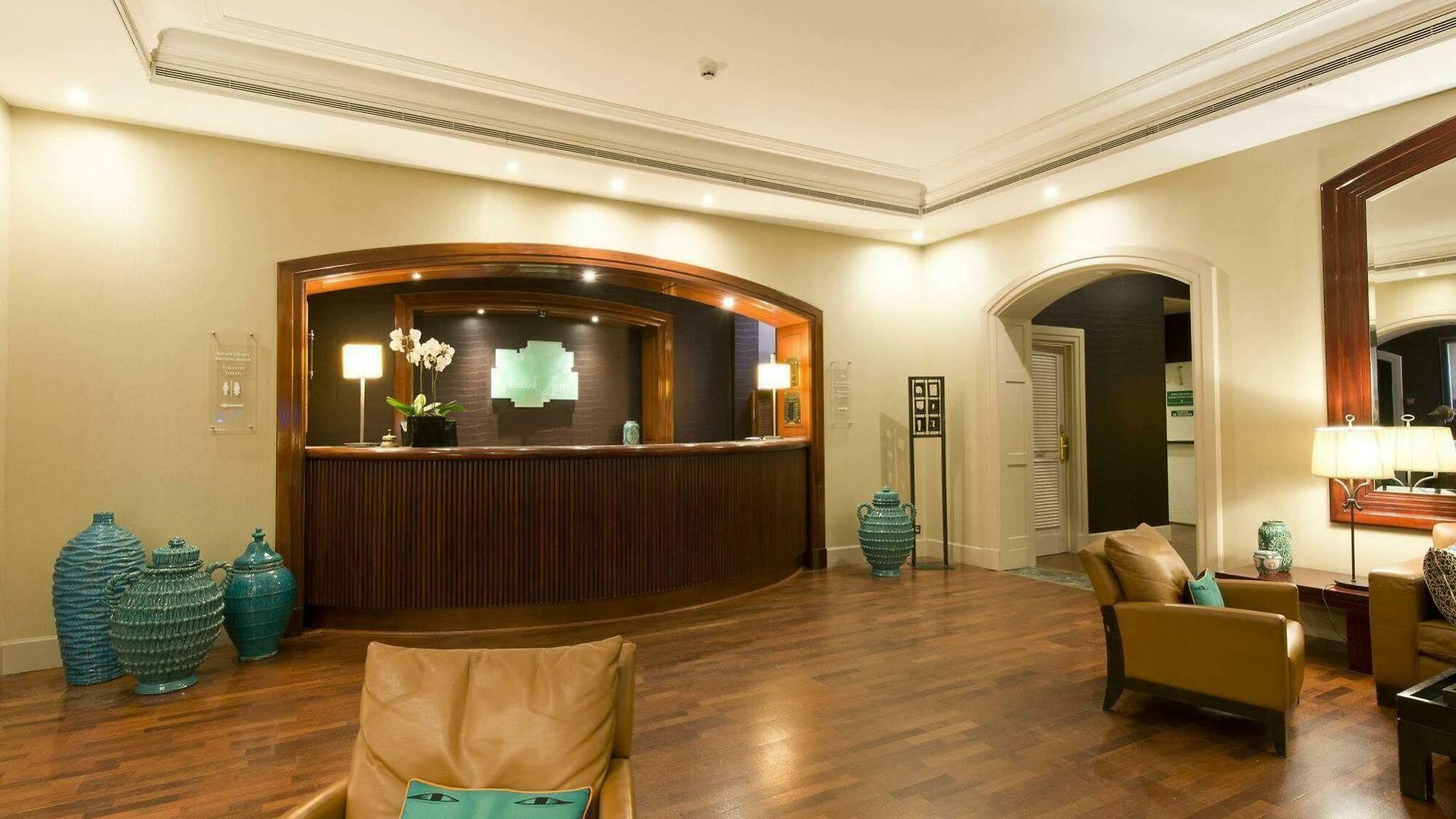 By Ihg 4*