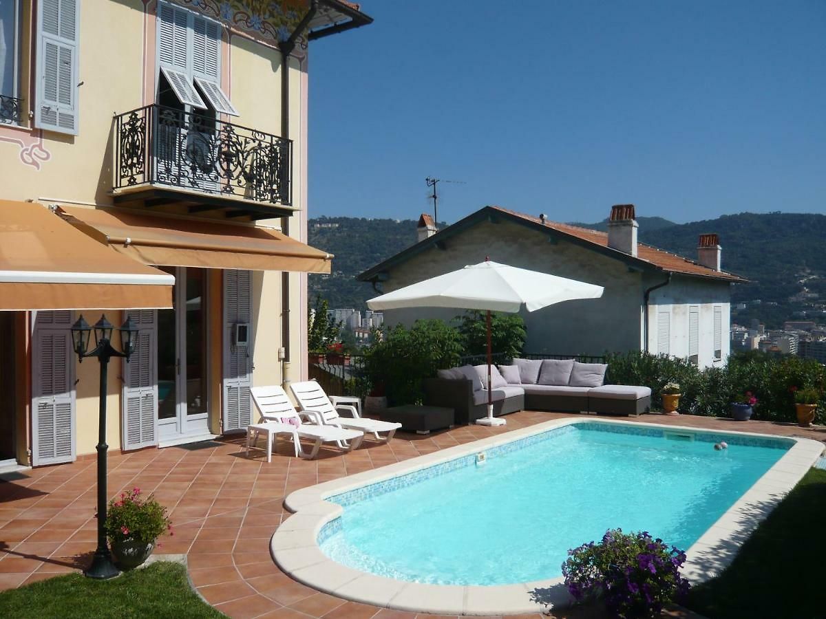 Les Pervenches *