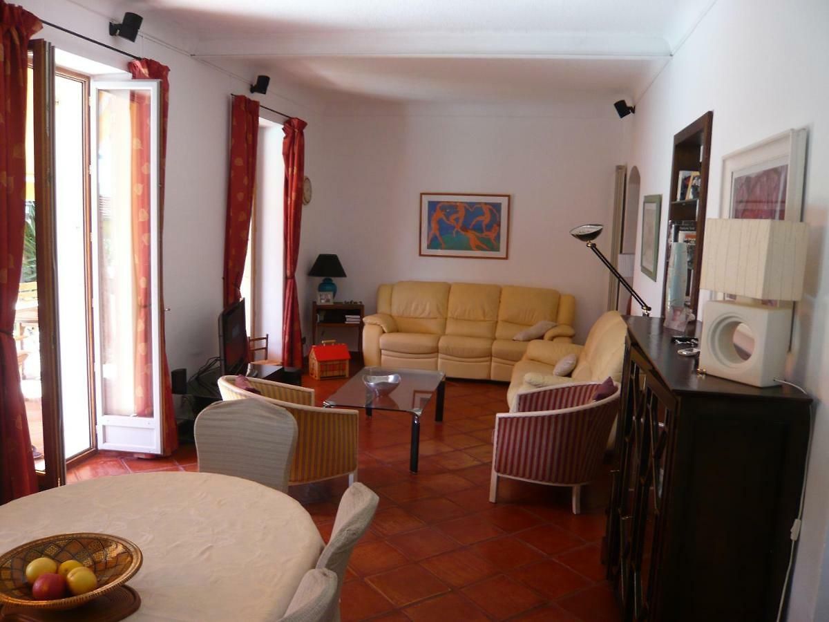 Les Pervenches Bed & Breakfast Nice