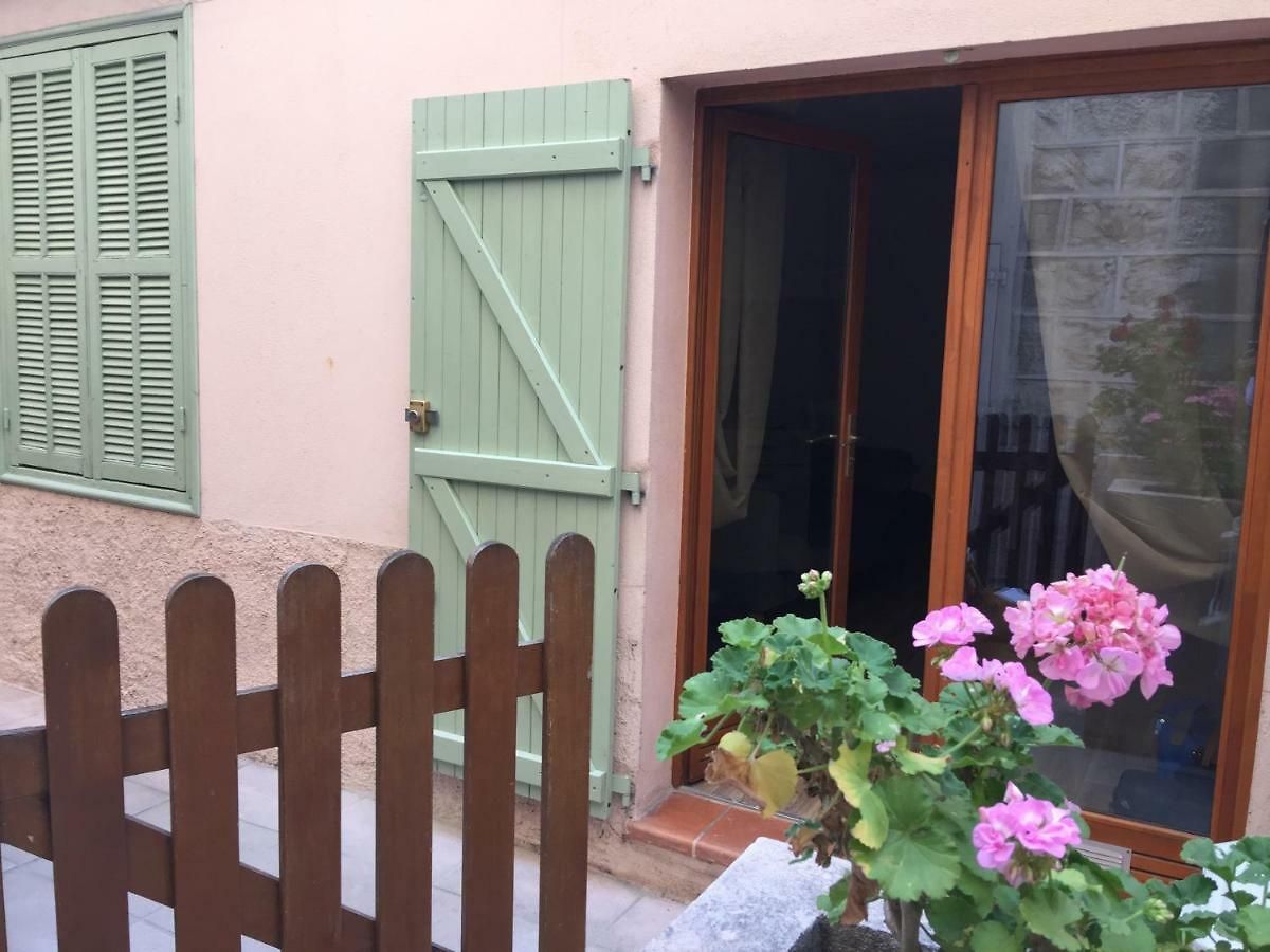 Cosy Poullan, 2-bedroom Apartment, 200 M From The Appartement