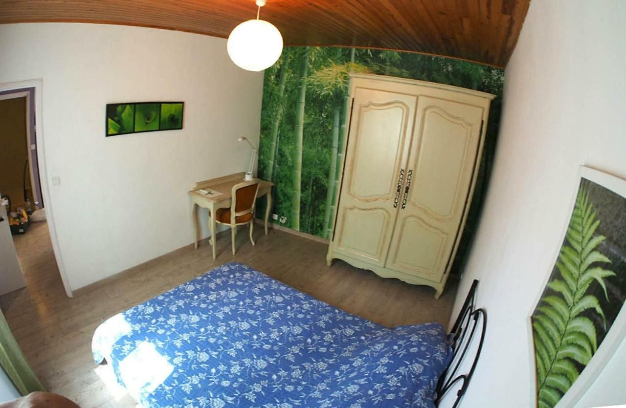 Deux Pièces * Nice