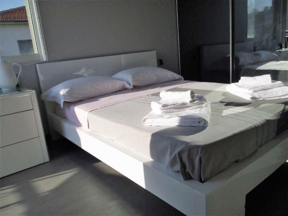 Cattleya - Rue Halevy Nice