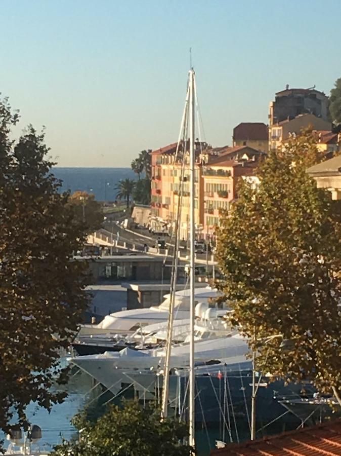 Charme Mediterraneen Votre Pied A Terre Au Coeur Du Port De Apartment *