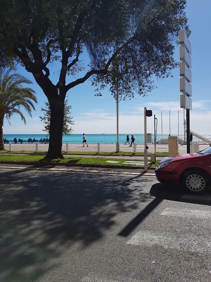Appartement Studette En Plein Cœur Du Vieux Nice