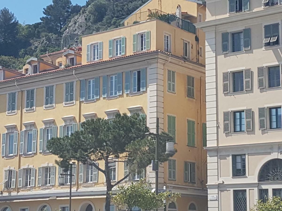 Les Palmiers à 700m De La * Nice