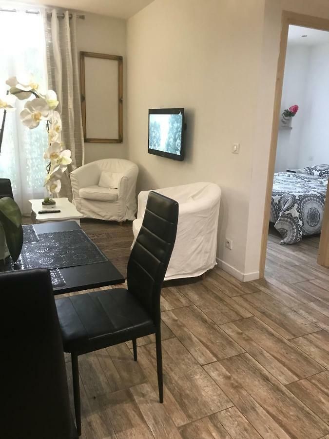 Appartement Garden Carras *