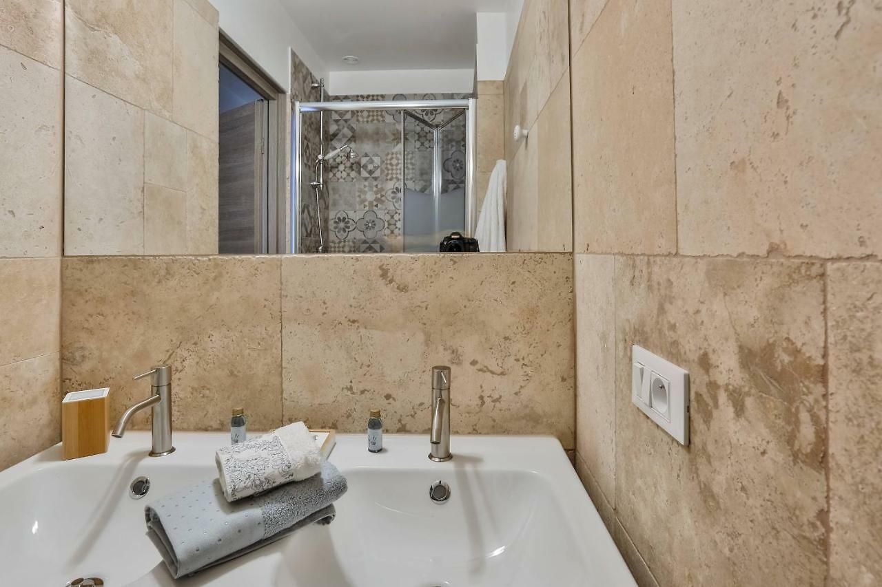 My Casa - Garib - Place Garibaldi - 4 Bedrooms - Balcony * Nice