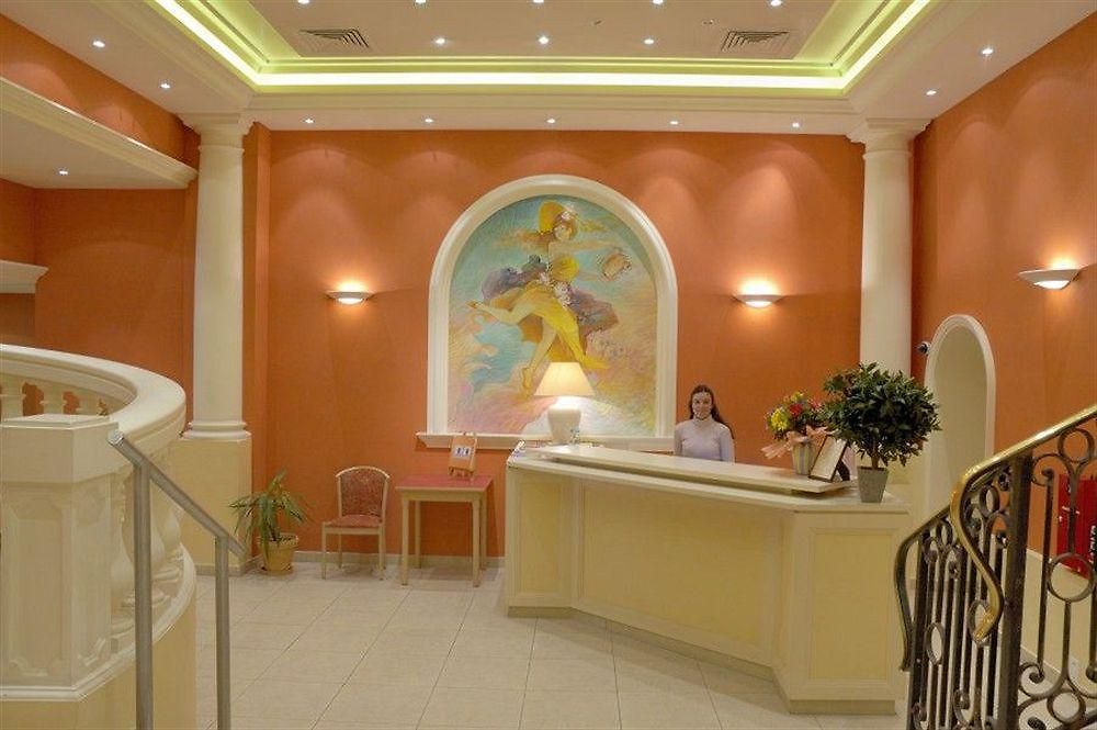 Share Mini-hôtel Nice