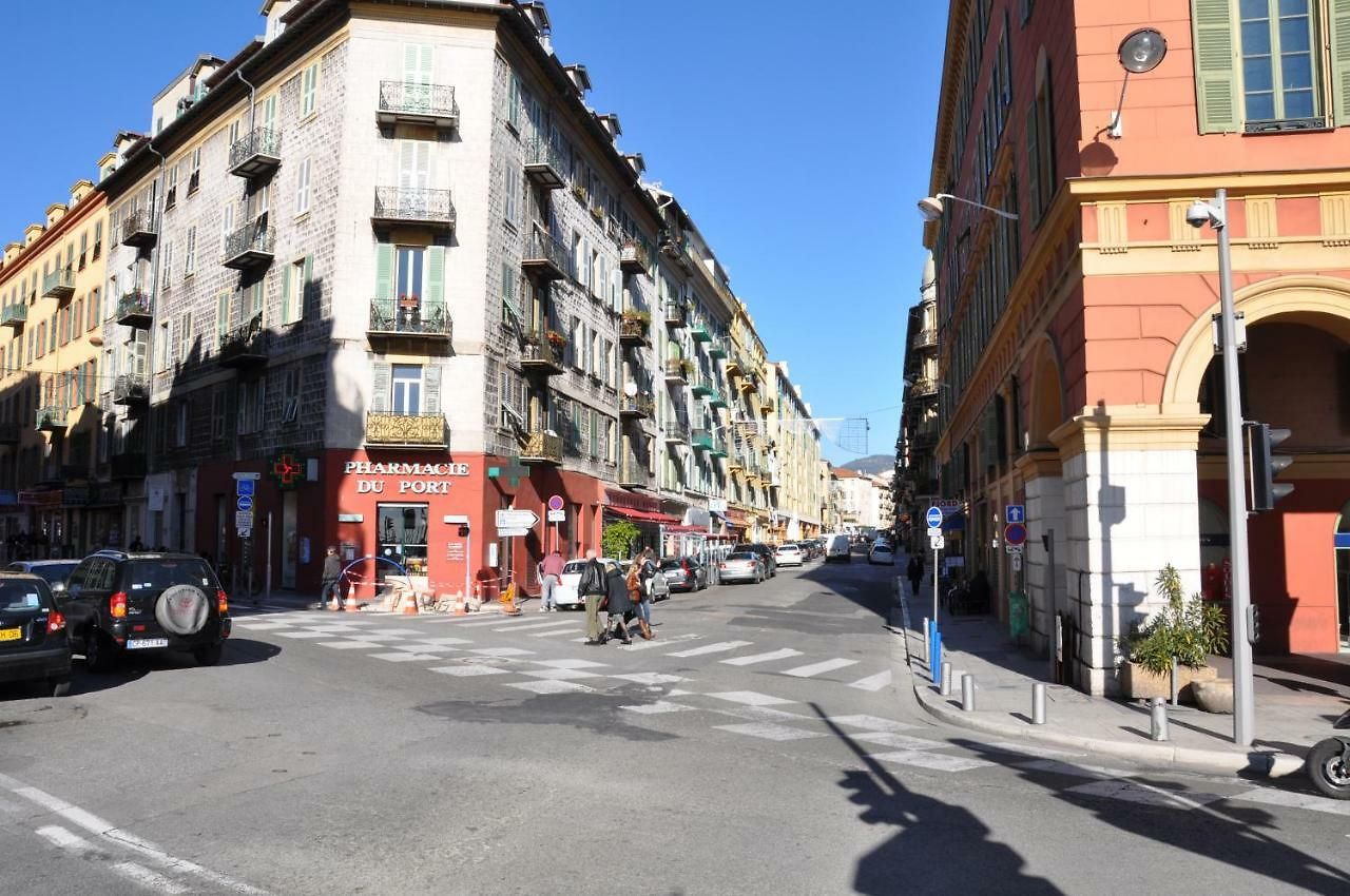 Apartment Proche Du Port Nice